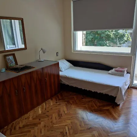Appartement Апартамент В Центъра На Бургас С Ретро Нюанс